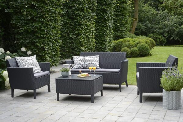 1513930812-660285-big