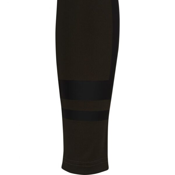 1618468686-729499-big