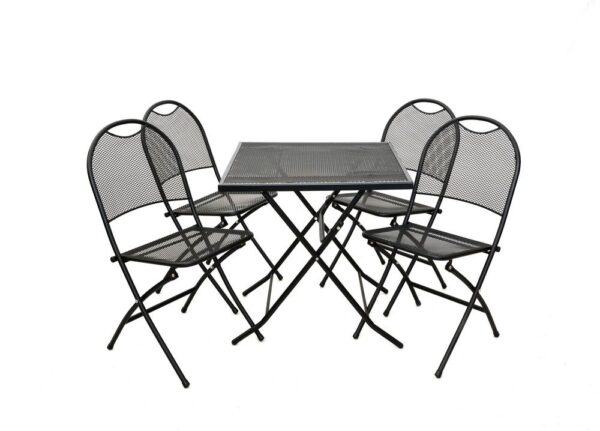 1693900670-827857-big