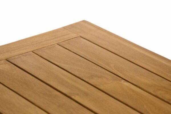 1505920136-306252-big