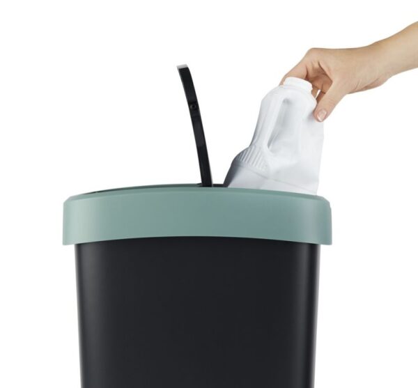 1668747510-361451-big