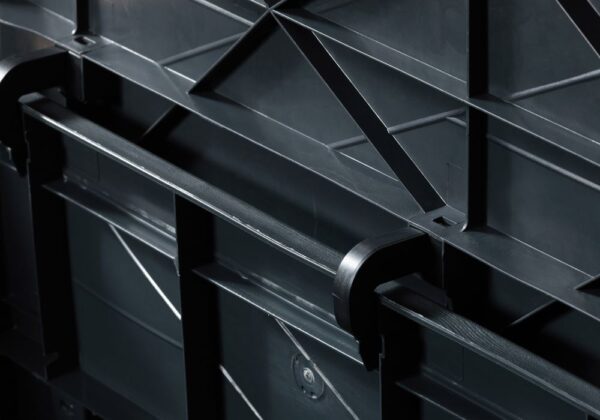 1738143810-962141-big