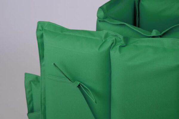 1461452657-642800-big