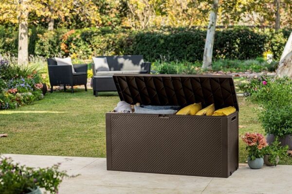 1731732986-621079-big