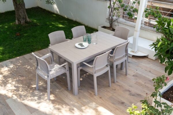 1732683403-266442-big