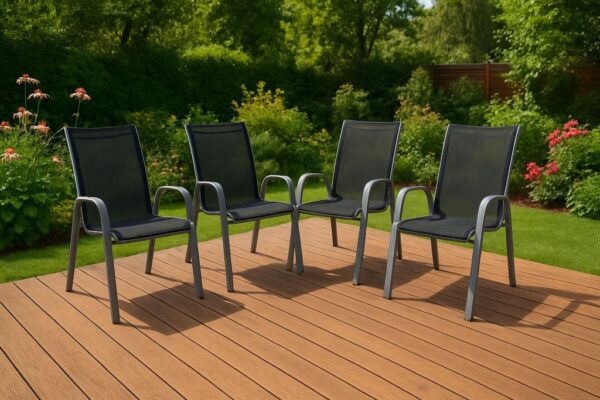 1748337912-445738-big