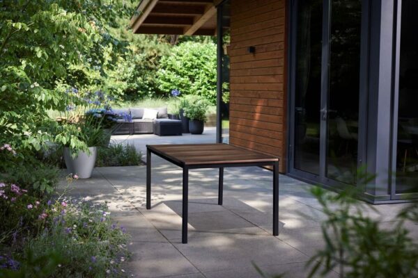 1729137423-83379-big