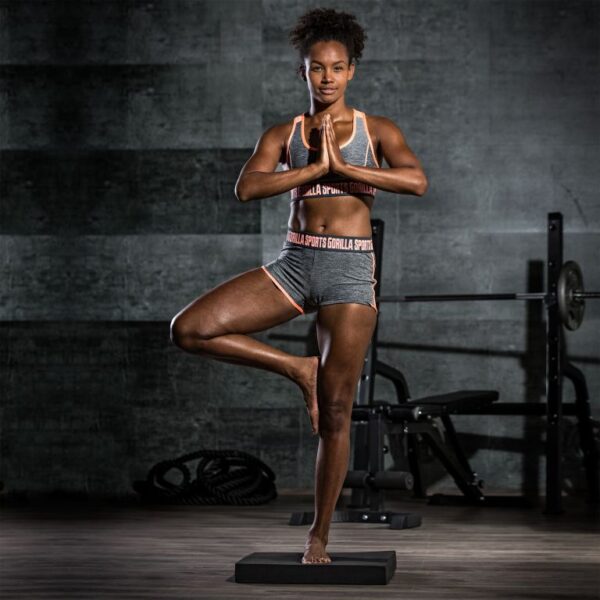 1617978585-843608-big