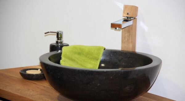 1524226653-958188-big