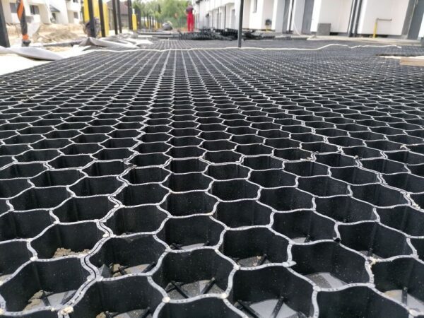 1729742204-548971-big