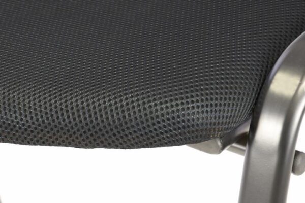 1464880420-259693-big