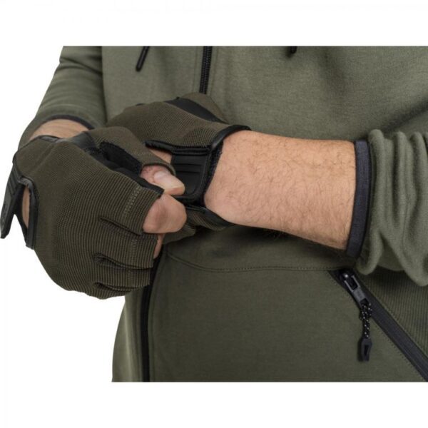 1618468610-71098-big