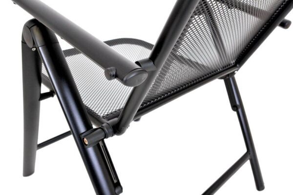 1711527957-764790-big