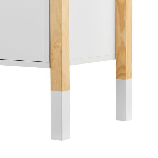 1764591798-879701-big