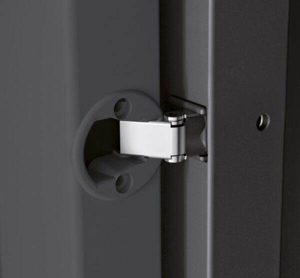 1702443400-422444-big