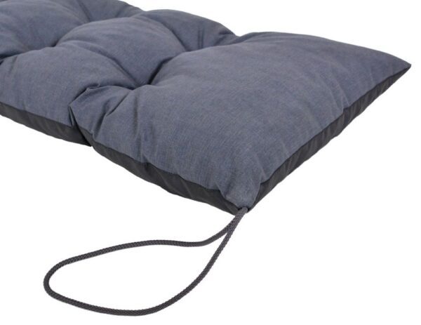 1758686124-14121-big